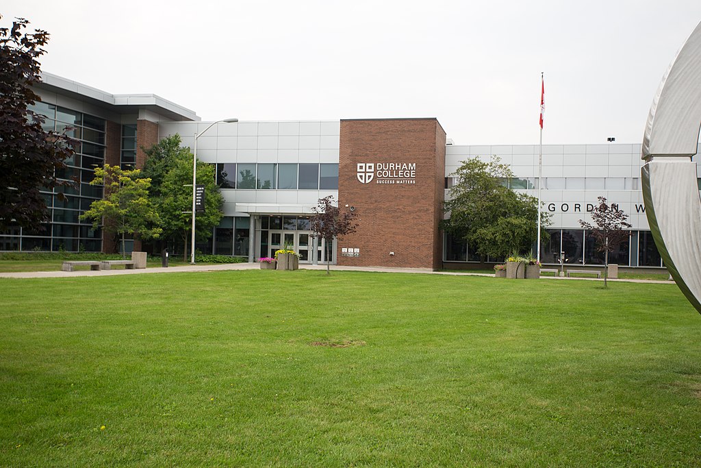 Durham - Durham College (Oshawa)